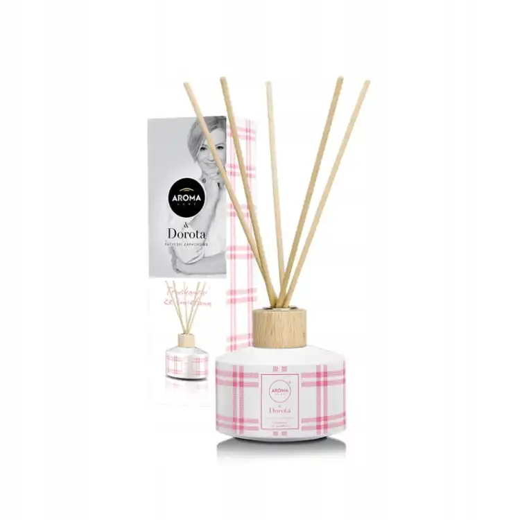 PATYCZKI-TRUSKAWKI ZE SMIETANA.jpg